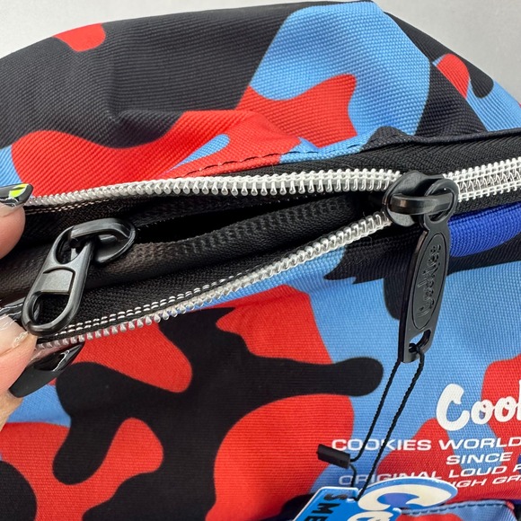 Cookies OFF THE GRID SMELL PROOF BACKPACK‎ Blue Camo NWT - Picture 12 of 16